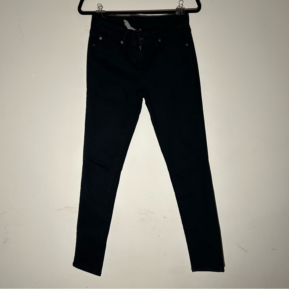 Black skinny Refuge jeans